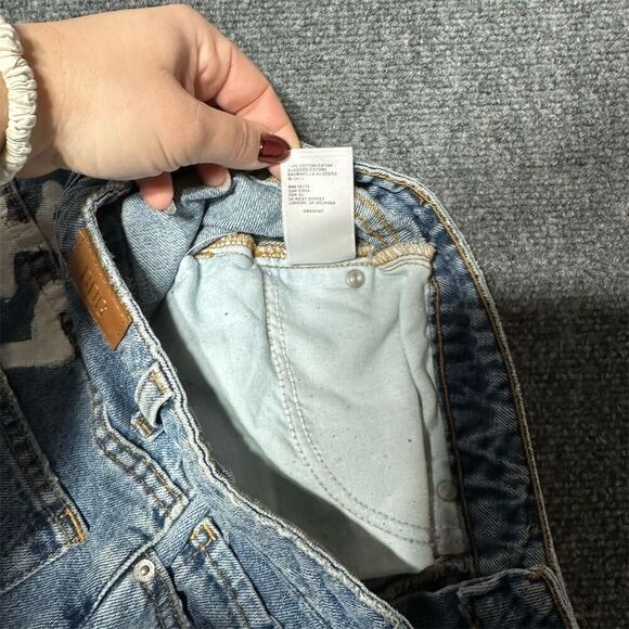 BDG Vintage Women's Mom Jeans Size 27 Blue Distressed Relaxed Fit - Picture 3 of 8